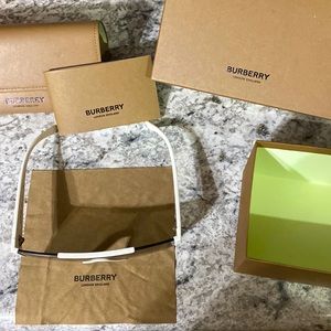Burberry sunglasses white tam Burberry silver